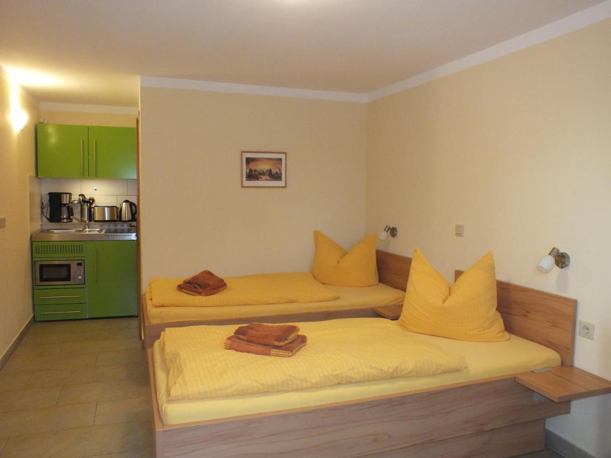 Ferienobjekt Beim Steinmetzen Apartment Radebeul Bagian luar foto